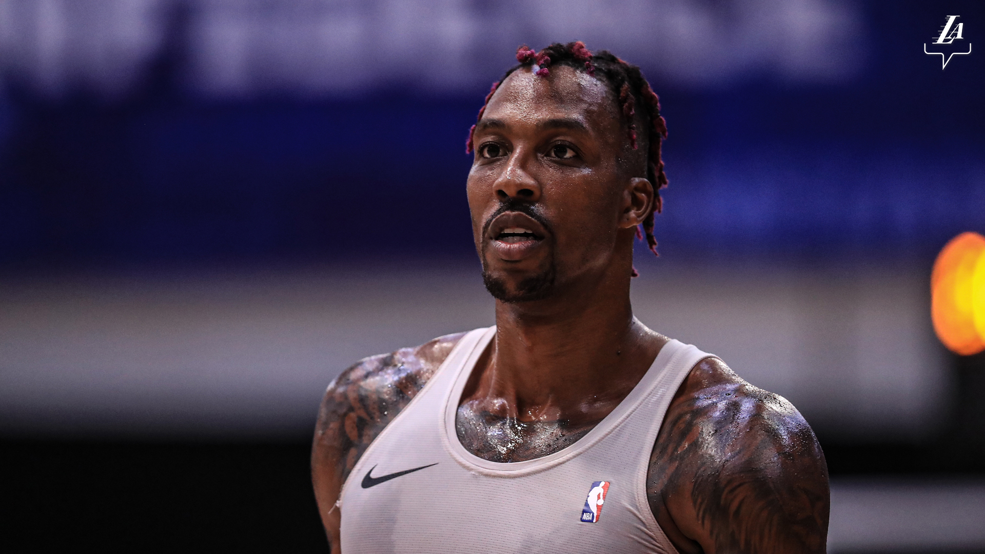 他用更少触 他用更少触