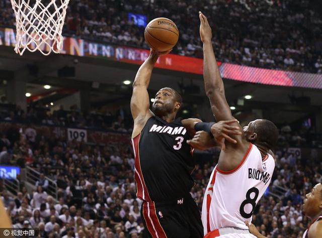 他在被延误 他在被延误